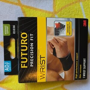 NIB - 3M Futuro Unisex Precision Wrist Support Adjust To Fit, Moderate Support